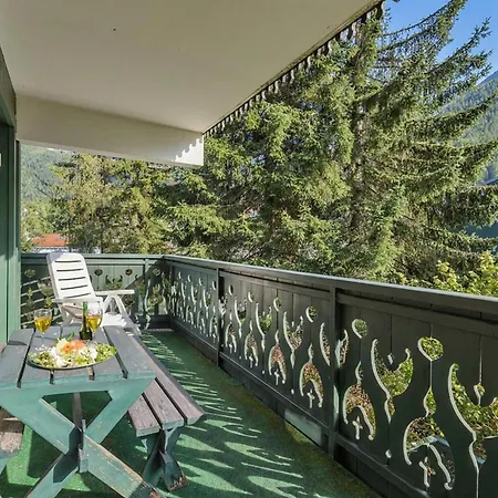 Montana 3br Argentière Base + Parking + View For 6 - Happy *